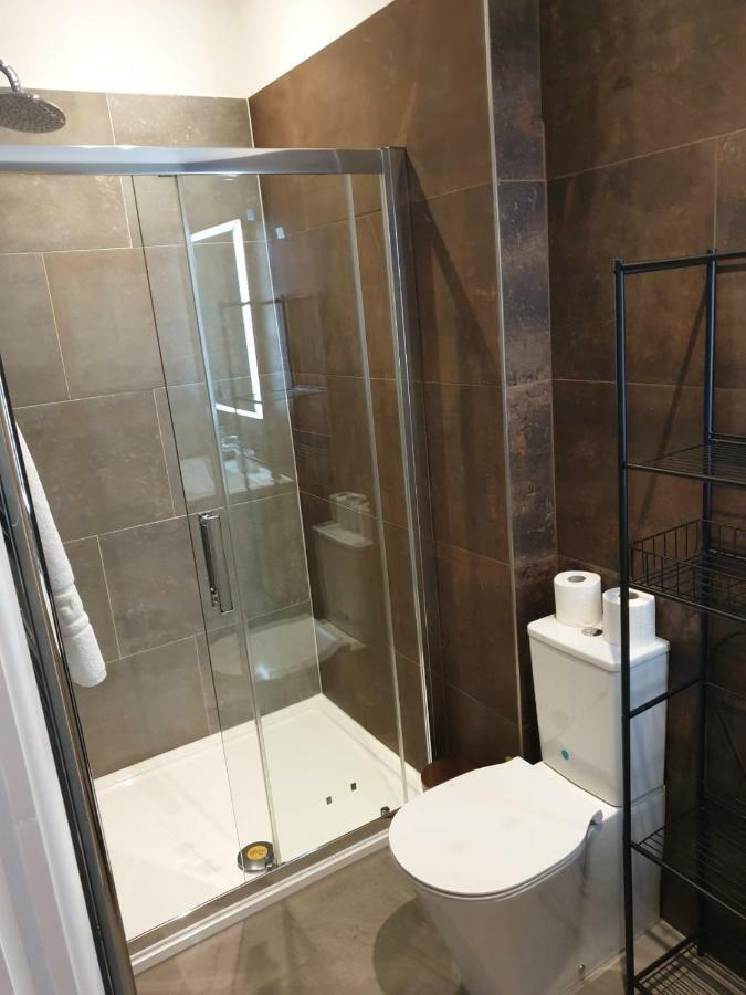 Birchover Juniper Court Aparthotel Нотингам Екстериор снимка