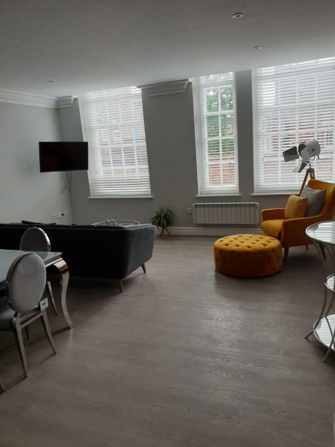 Birchover Juniper Court Aparthotel Нотингам Екстериор снимка