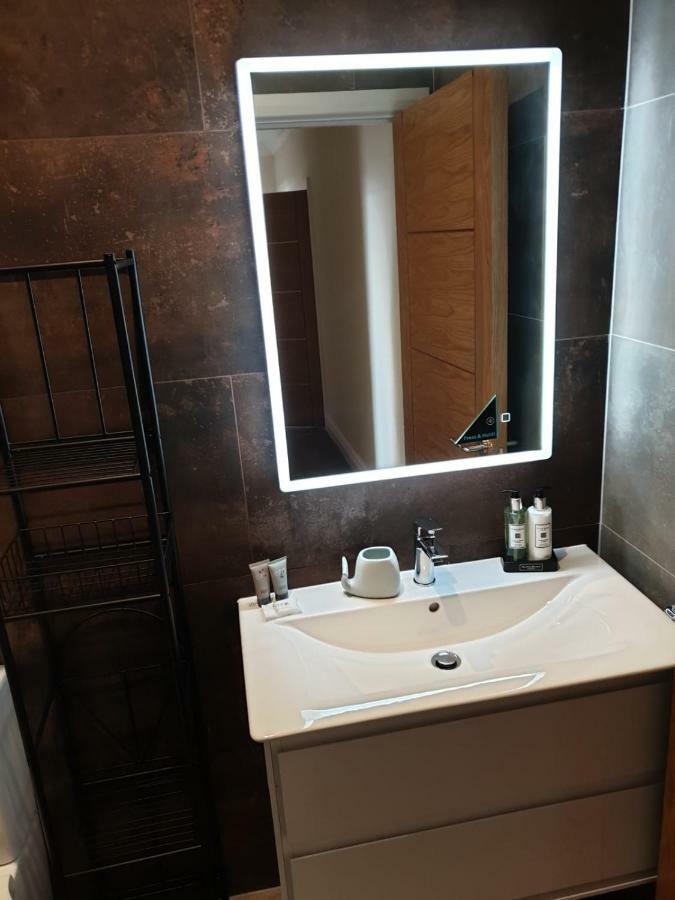 Birchover Juniper Court Aparthotel Нотингам Екстериор снимка